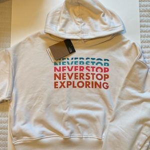 NWT! The North Face Women's Logo Play Hoodie